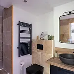 Appartement Honey Moon - Romantique Jacuzzi Et écran Cinema
