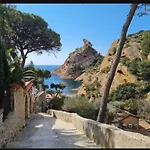 Honey Moon - Romantique Jacuzzi Et écran Cinema * La Ciotat