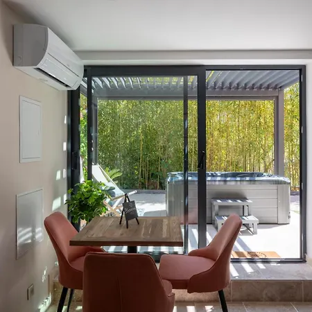 Apartamento Honey Moon - Romantique Jacuzzi Et Ecran Cinema